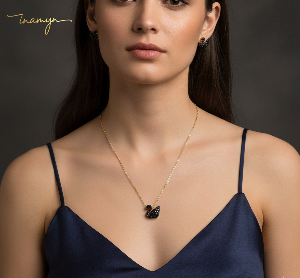 Graceful Black Swan Jewelry Set